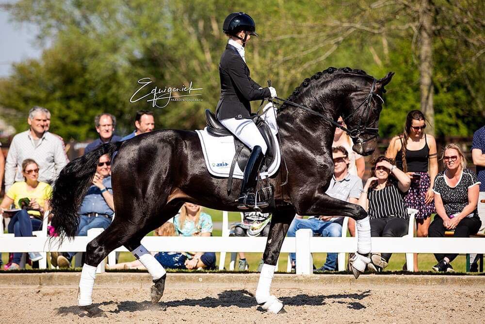 Fürst Dior met Eva Möller